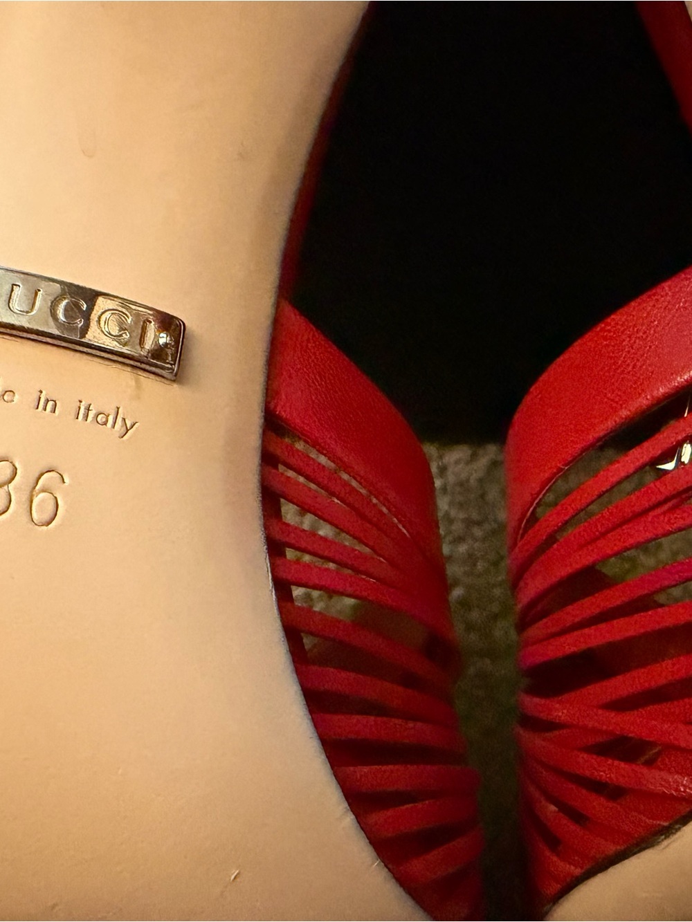 Gucci Red Leather Knot Slingback Heels - Picture 16 of 16